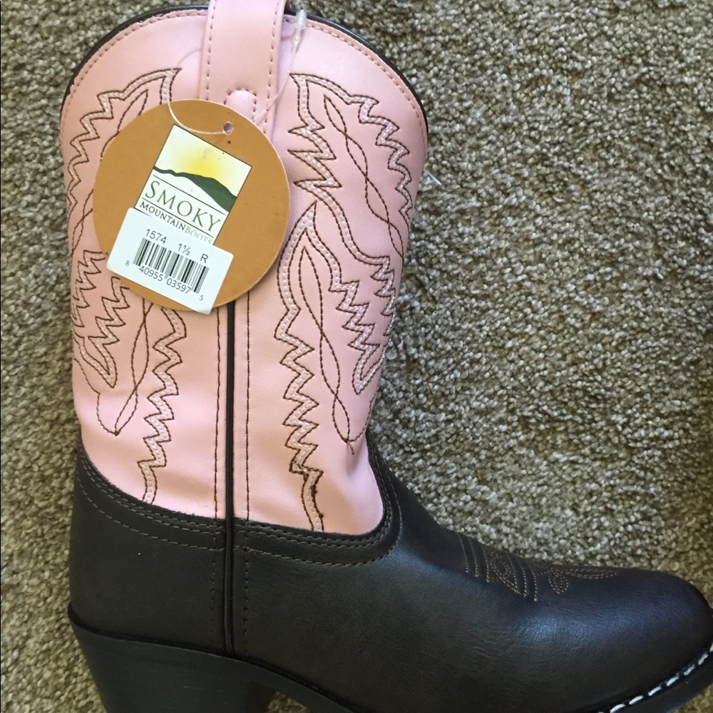 Girls cowgirl boots